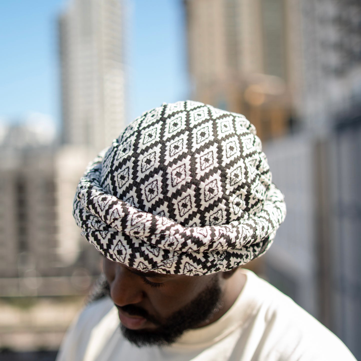 Black & White Accent Male Turban